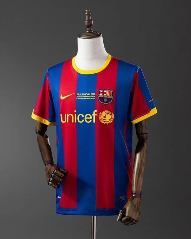 חולצת בית ברצלונה עונת 2010/2011 גרסת גמר ליגת האלופות