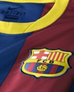 חולצת בית ברצלונה עונת 2010/2011