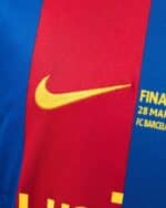 חולצת בית ברצלונה עונת 2010/2011 גרסת גמר ליגת האלופות