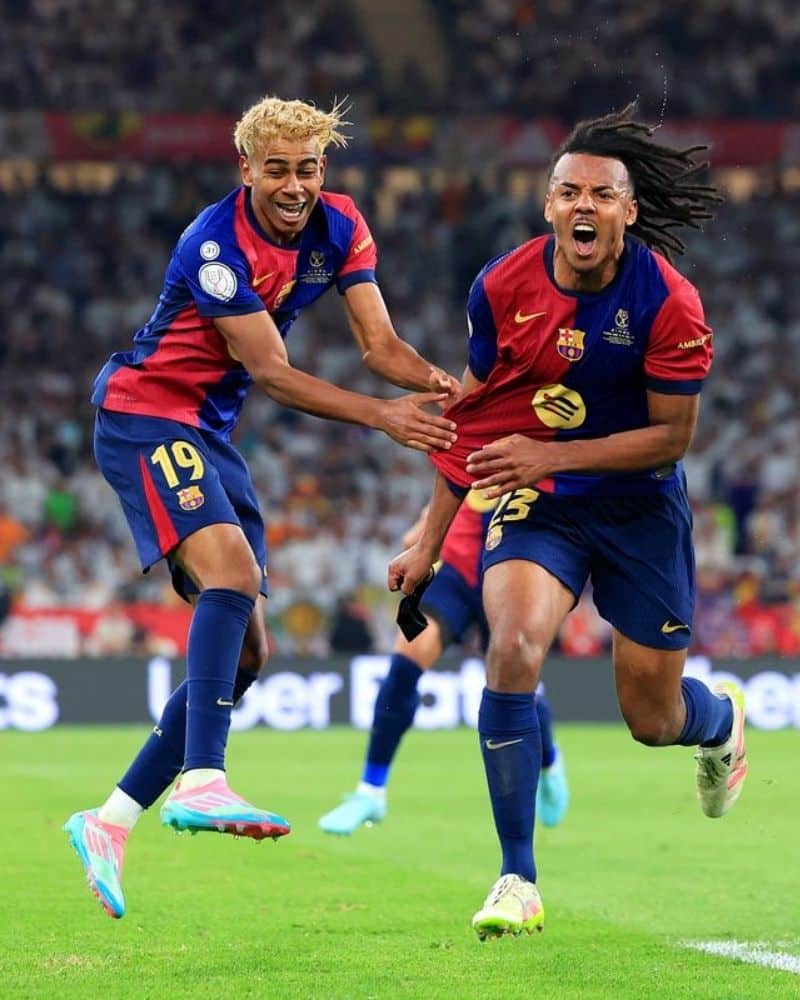 Barcelona Home 24/25 (main)