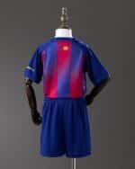 סט ילדים מדי בית ברצלונה עונת 2025/2026