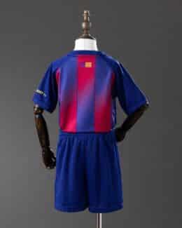 סט ילדים מדי בית ברצלונה עונת 2025/2026