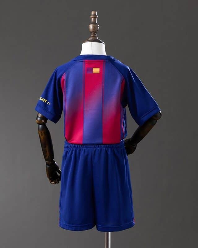 סט ילדים מדי בית ברצלונה עונת 2025/2026