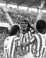 חולצת בית בטיס עונת 1976/1977