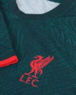 חולצה שלישית ליברפול עונת 2022/2023
