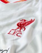 חולצה שלישית ליברפול עונת 2024/2025