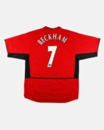 قميص مانشستر يونايتد الأساسي موسم 2002/2004