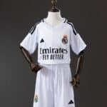סט ילדים מדי בית ריאל מדריד עונת 2024/2025