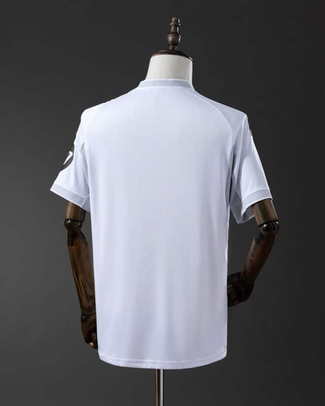 חולצת בית ריאל מדריד עונת 2025/2026