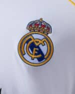 قميص ريال مدريد الأساسي موسم 2025/2026