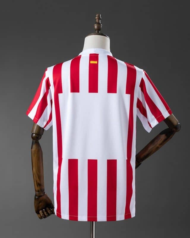 חולצת בית אתלטיקו מדריד עונת 2025/2026