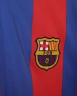 חולצת בית ברצלונה עונת 2004/2005