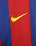 חולצת בית ברצלונה עונת 2004/2005