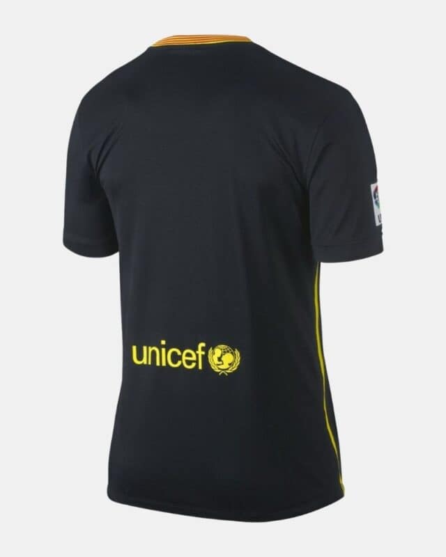 חולצה שלישית ברצלונה עונת 2013/2014