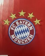 חולצת בית באיירן מינכן עונת 2025/2026