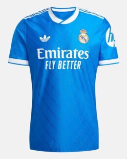 חולצה שלישית ריאל מדריד עונת 2025/2026