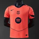 חולצה שלישית ברצלונה עונת 2025/2026 גרסת שחקן