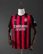 חולצת בית מילאן עונת 2025/2026