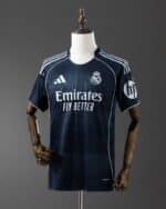 חולצת חוץ ריאל מדריד עונת 2025/2026