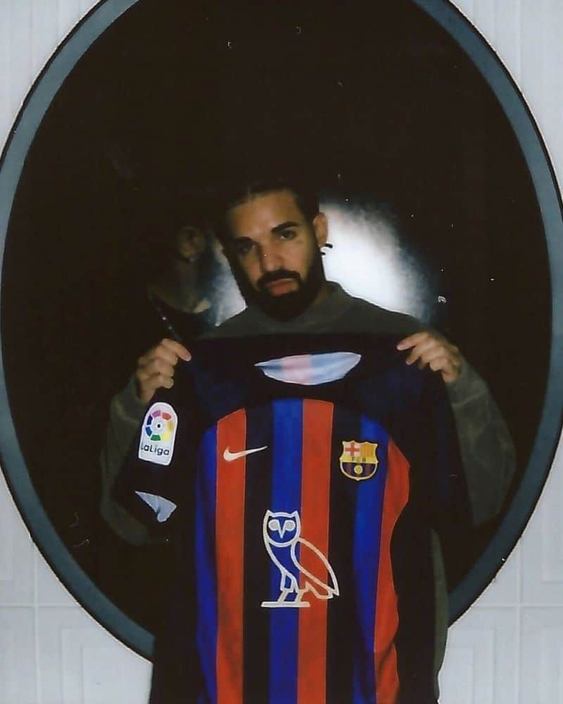 قميص كلاسيكو برشلونة x دريك موسم 2022/2023