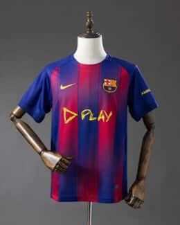 חולצת קלאסיקו ברצלונה x אד שירן עונת 2025/2026