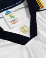 חולצת בית ריאל מדריד עונות 1998-2000