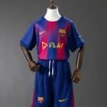 סט ילדים מדי קלאסיקו ברצלונה x אד שירן עונת 2025/2026