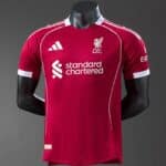 חולצת בית ליברפול עונת 2025/2026 גרסת שחקן