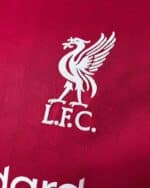 قميص ليفربول الأساسي موسم 2025/2026 نسخة اللاعبين
