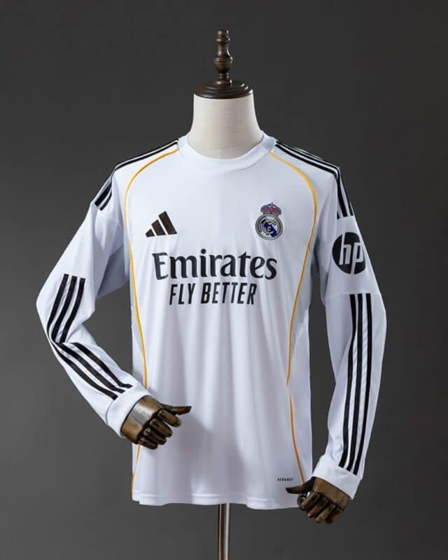 חולצת בית ארוכה ריאל מדריד עונת 2025/2026