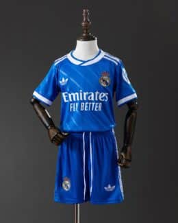 סט ילדים מדים שלישיים ריאל מדריד עונת 2025/2026