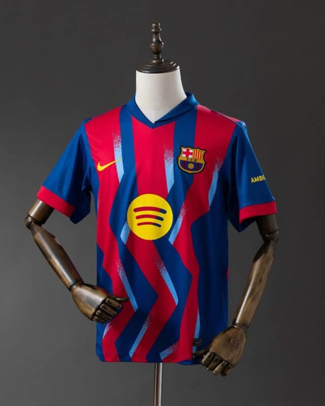 חולצת סופרקופה ברצלונה עונת 2025/2026