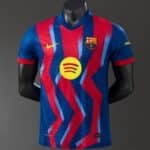 חולצת סופרקופה ברצלונה עונת 2025/2026 גרסת שחקן