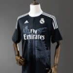 חולצה שלישית ריאל מדריד עונת 2014/2015