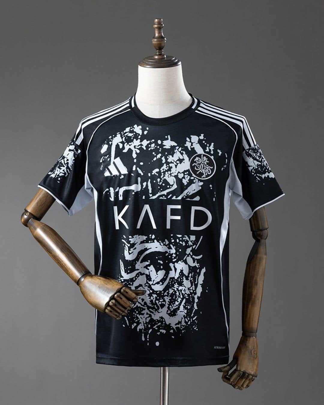 Al Nassr Special Edition 25_26 (1) חולצת Special Edition אל נאסר עונת 2025/2026