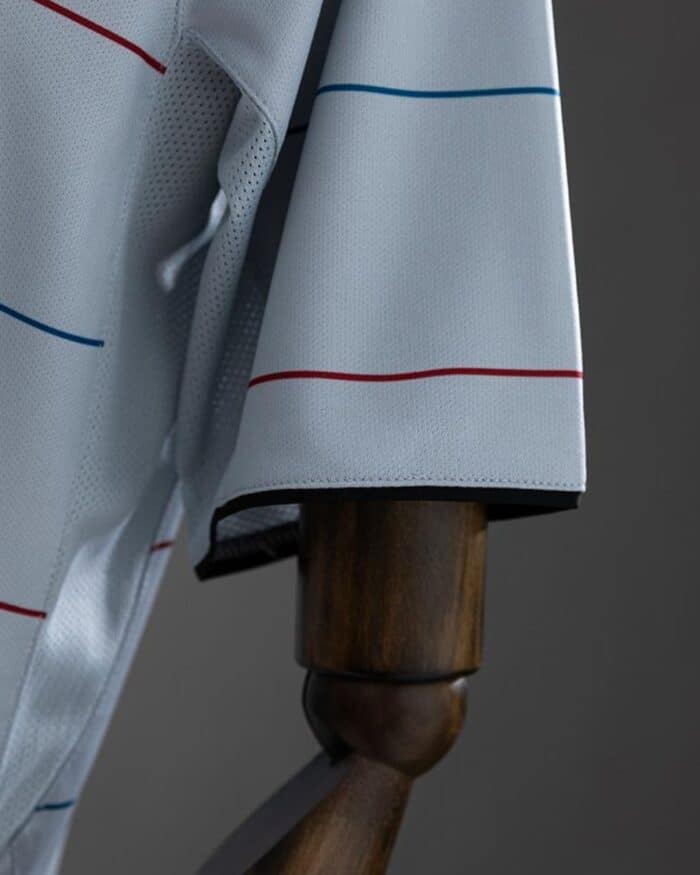 חולצת חוץ ברצלונה עונות 2003/2004