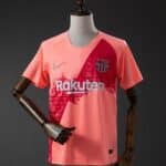 חולצה שלישית ברצלונה עונת 2018/2019