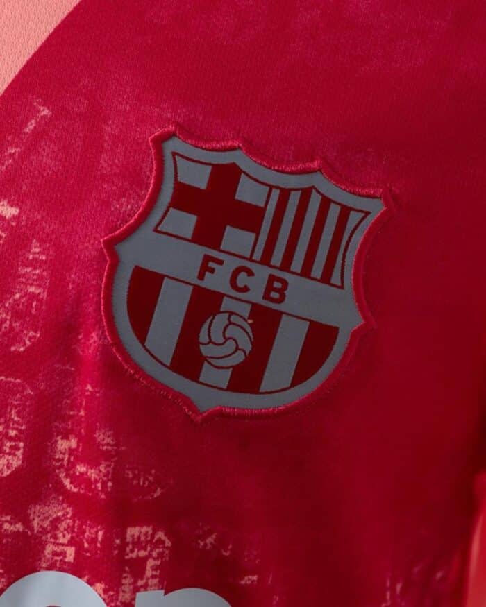 חולצה שלישית ברצלונה עונת 2018/2019