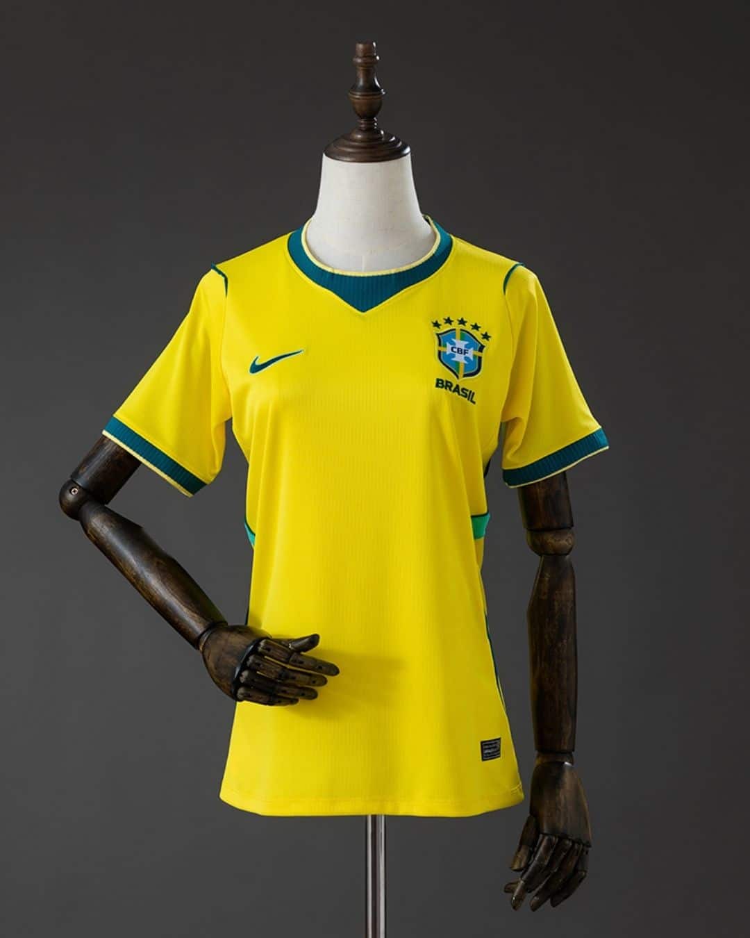 Brazil Home World Cup 2026 Women (1) חולצת בית ברזיל מונדיאל 2026 גזרת נשים
