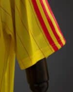 חולצת Terrace Icons קולומביה צבע צהוב