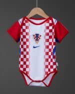 בגד גוף לבייבי מדי בית קרואטיה מונדיאל 2026