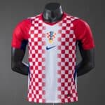 חולצת בית קרואטיה מונדיאל 2026 גרסת שחקן