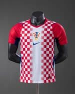 חולצת בית קרואטיה מונדיאל 2026 גרסת שחקן