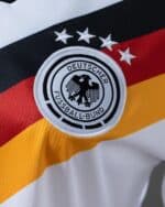 חולצת בית גרמניה מונדיאל 2026 גזרת נשים