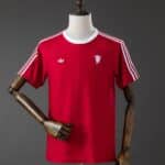 חולצת Terrace Icons מנצ'סטר יונייטד צבע אדום