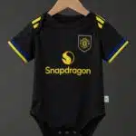 בגד גוף לבייבי מדים שלישיים מנצ'סטר יונייטד עונת 2025/2026