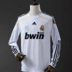 חולצת בית ארוכה ריאל מדריד עונת 2009/2010