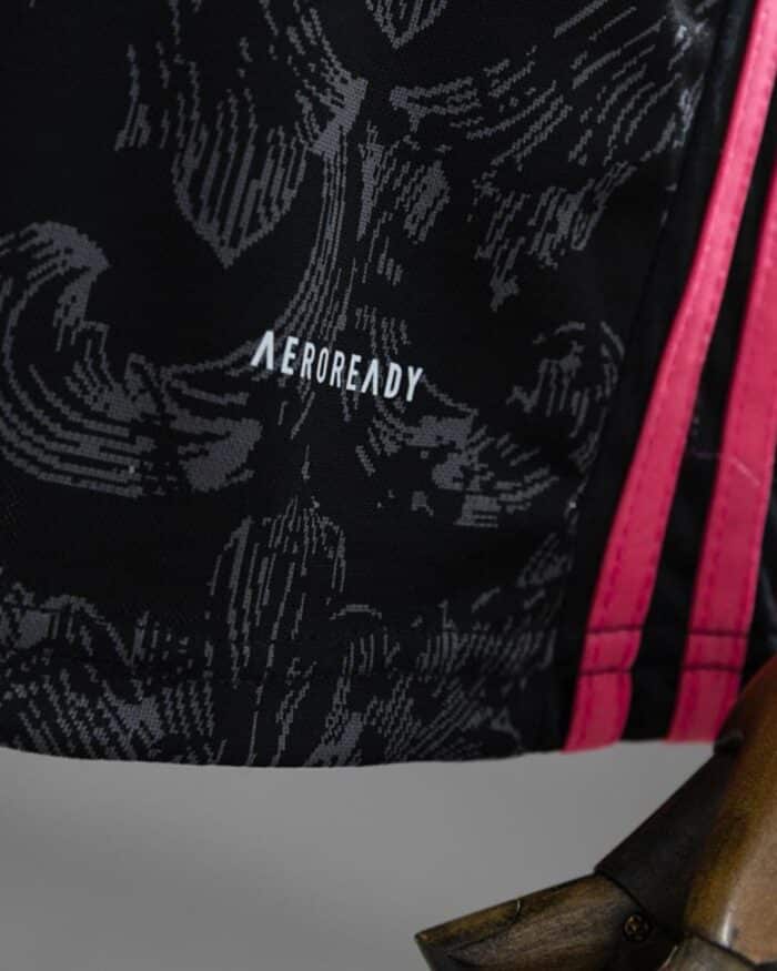 חולצה שלישית ריאל מדריד עונת 2020/2021