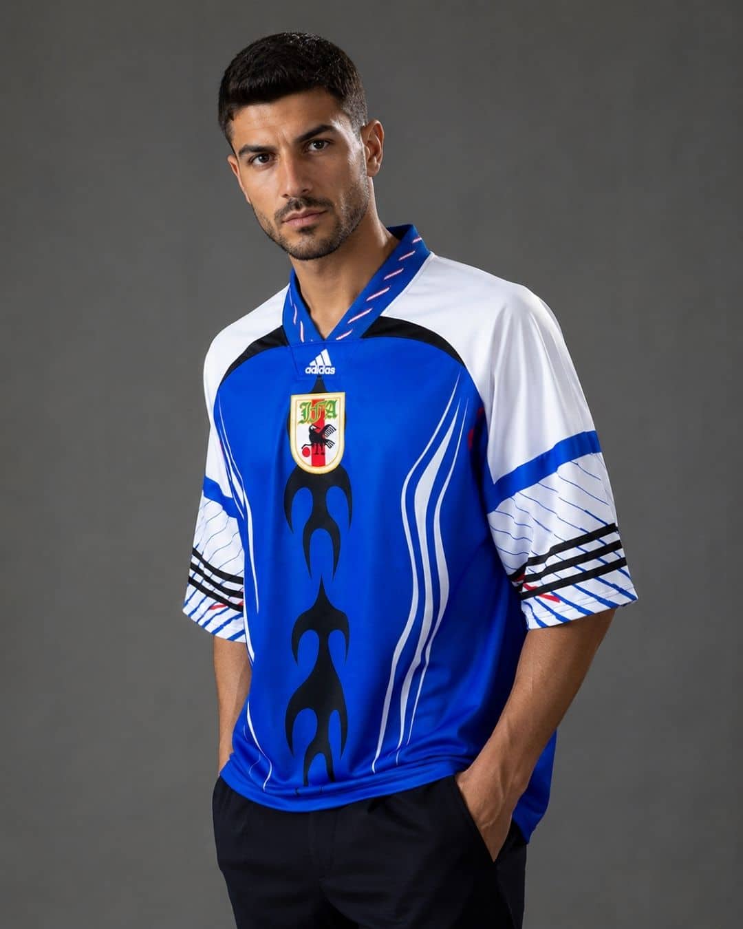 Japan Bring Back Remixed (model) חולצת אוברסייז Bring Back Remixed יפן