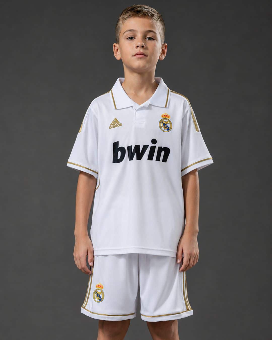 Real Madrid Home 11_12 Kids (model) סט ילדים מדי בית ריאל מדריד עונת 2011/2012